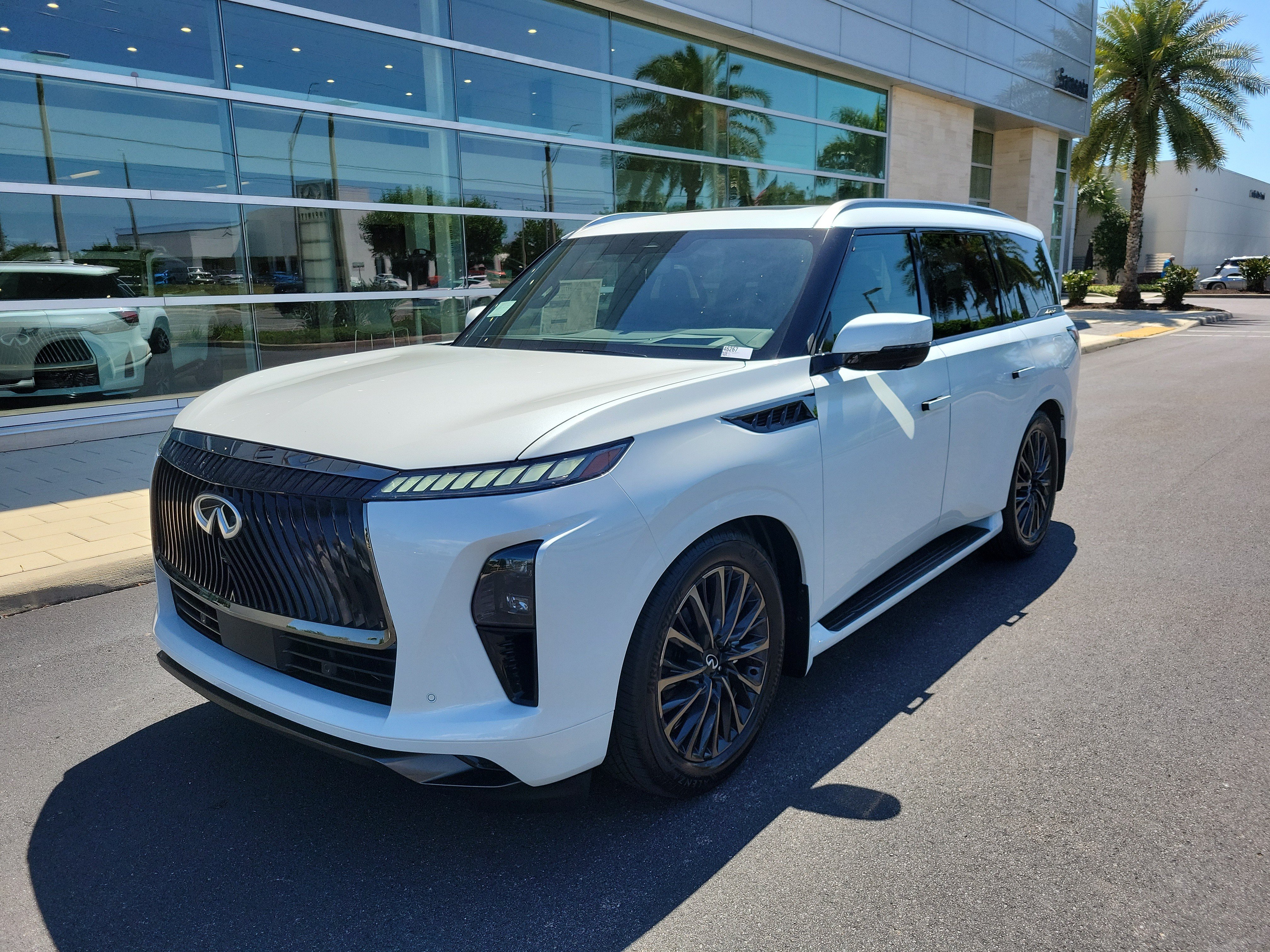 New 2026 INFINITI QX80 Autograph w/ Premium Cargo Package AWD/4WD image 8