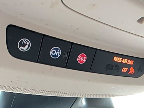 Used 2023 Buick Envision Essence FWD image 26