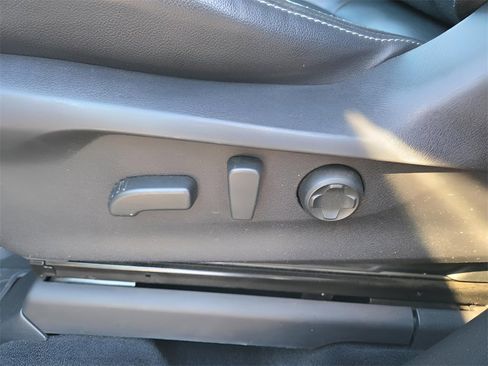 Certified 2023 Subaru Ascent Touring image 16