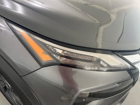 Used 2025 Nissan Rogue SV AWD/4WD image 35