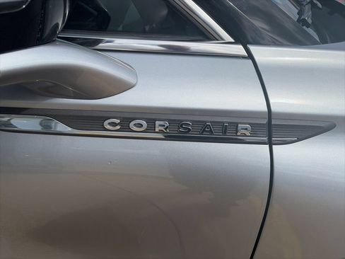 Used 2023 Lincoln Corsair AWD w/ Equipment Group 101A image 7