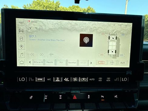 Used 2024 GMC Hummer EV 3X w/ Omega Edition AWD/4WD image 26