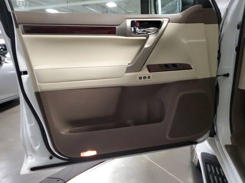 Used 2018 Lexus GX 460 Premium w/ Premium Package AWD/4WD image 14