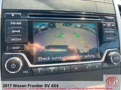 Used 2017 Nissan Frontier SV w/ SV Value Truck Package AWD/4WD image 17