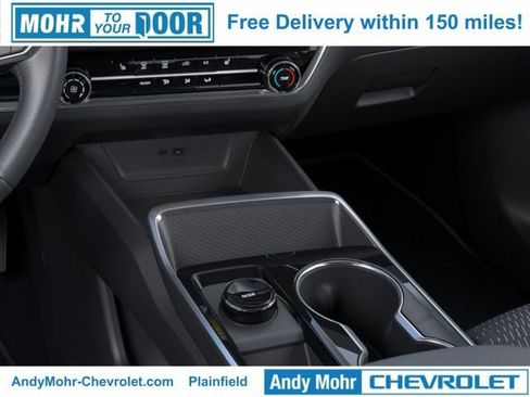 New 2026 Chevrolet Equinox LT w/ Safety and Technology Package FWD image 30
