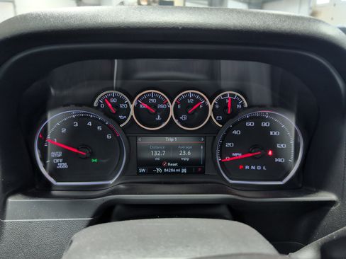 Used 2021 Chevrolet Silverado 1500 RST image 9