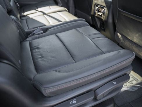 Used 2023 Chevrolet Suburban RST image 33