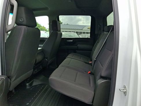 Used 2025 Chevrolet Silverado 2500 W/T w/ WT/CX Safety Package AWD/4WD image 10