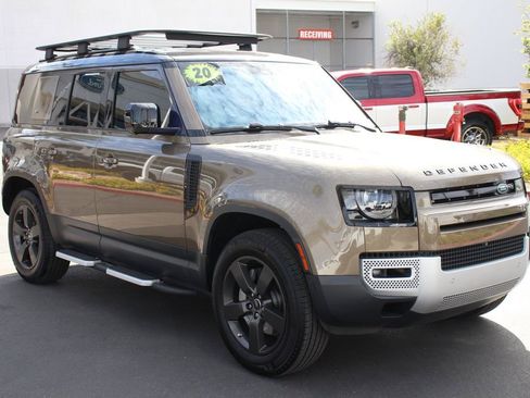 Used 2020 Land Rover Defender 110 SE AWD/4WD image 11