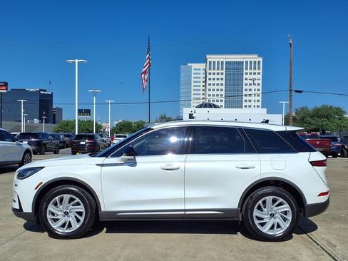Certified 2024 Lincoln Corsair FWD image 24