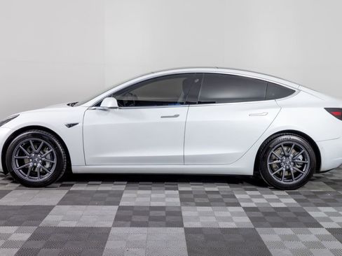 Used 2018 Tesla Model 3 Long Range image 3