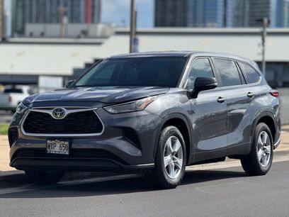 Used 2023 Toyota Highlander XLE