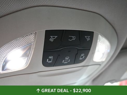 Used 2023 Chrysler Pacifica Touring-L FWD image 42