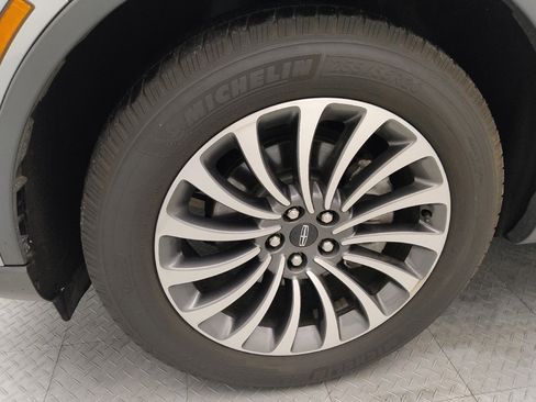 Used 2020 Lincoln Aviator Reserve w/ Equipment Group 201A AWD/4WD image 31
