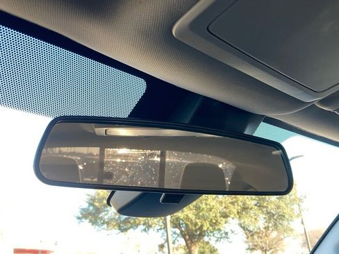 Used 2022 Toyota Tacoma SR w/ SR Convenience Package image 24