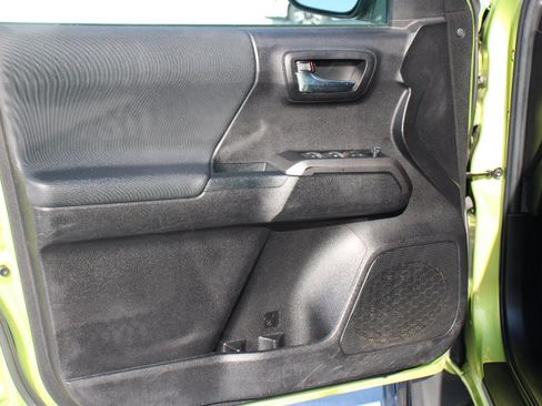 Certified 2023 Toyota Tacoma TRD Sport image 13