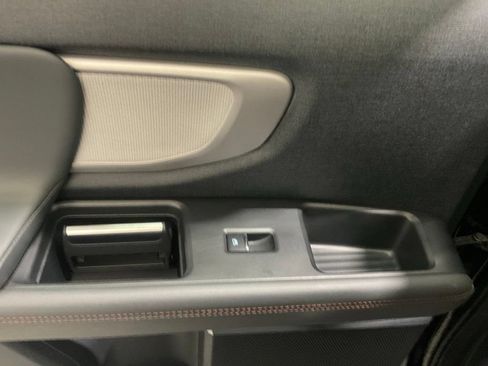 Used 2025 Ford Expedition Active RWD image 11