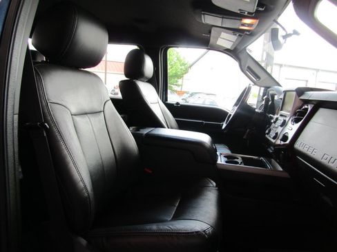Used 2015 Ford F350 Lariat w/ Chrome Package image 11