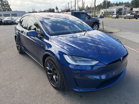 Used 2022 Tesla Model X Plaid image 10
