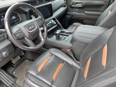 Used 2023 GMC Sierra 1500 AT4 w/ AT4 Preferred Package image 9