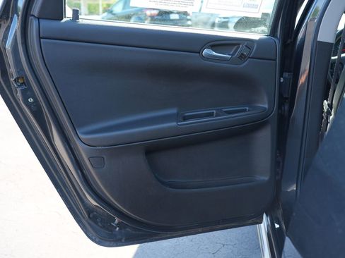 Used 2016 Chevrolet Impala Limited LS FWD image 19