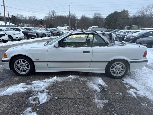 Used 1998 BMW 328i Convertible image 5