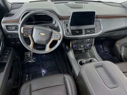 Certified 2023 Chevrolet Suburban High Country w/ LPO, Illumination Package AWD/4WD image 23