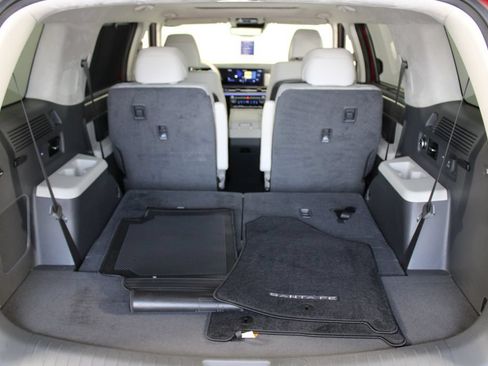 Certified 2025 Hyundai Santa Fe Calligraphy FWD image 17