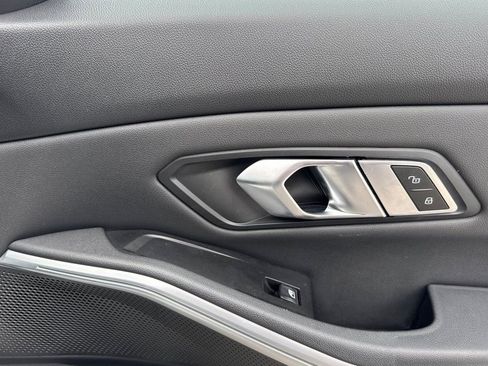 Used 2020 BMW M340i RWD image 18