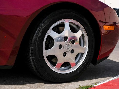 Used 1989 Porsche 944 Turbo RWD image 44