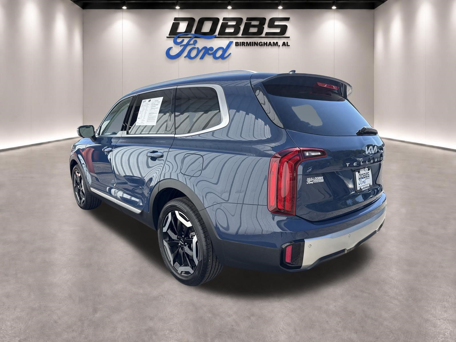 Used 2023 Kia Telluride S w/ S Sunroof Package AWD/4WD image 6