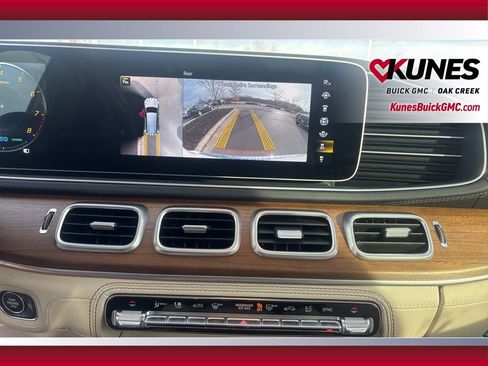 Used 2022 Mercedes-Benz GLS 450 4MATIC image 21