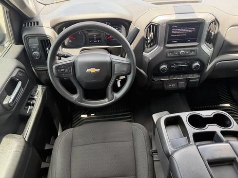 Used 2022 Chevrolet Silverado 1500 Custom RWD image 17