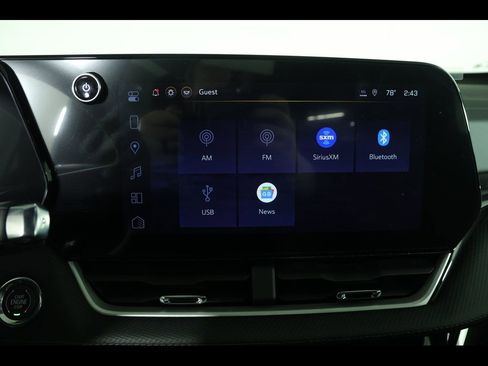 New 2026 Chevrolet Equinox LT w/ Safety and Technology Package AWD/4WD image 18