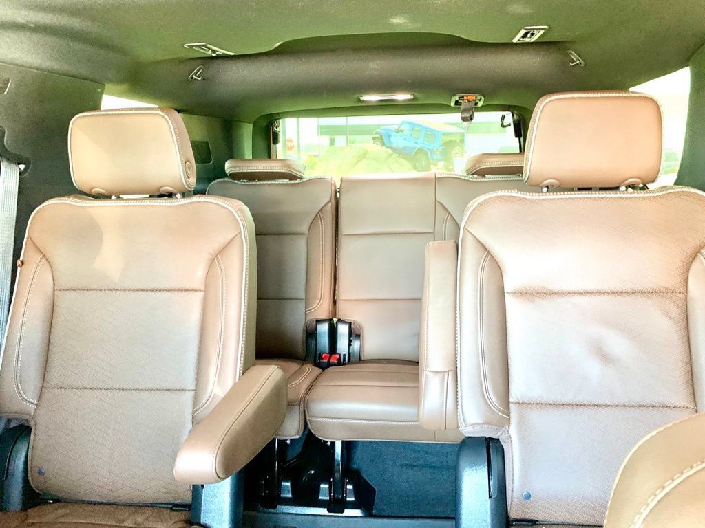 Used 2023 Chevrolet Tahoe High Country RWD image 19