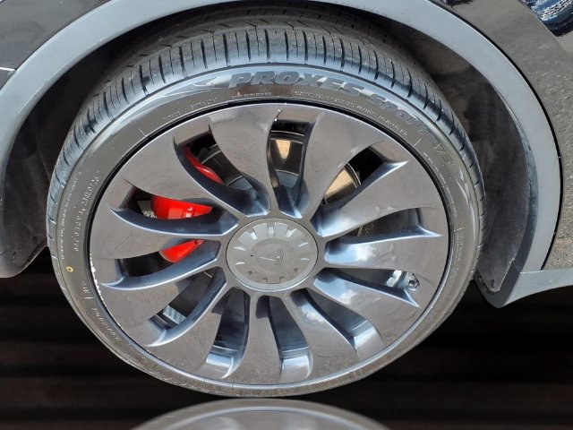 Used 2022 Tesla Model Y Performance AWD/4WD image 27