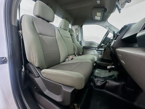 Used 2016 Ford F150 XL w/ Equipment Group 101A Mid RWD image 23