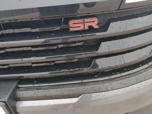 New 2026 Nissan Kicks SR FWD image 32