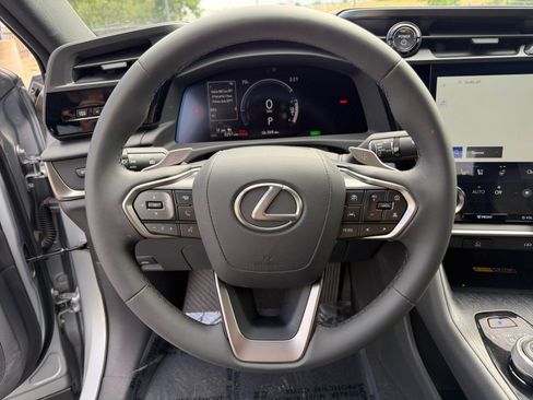 Used 2026 Lexus RZ 450e AWD w/ Accessory Package (Z2) image 9
