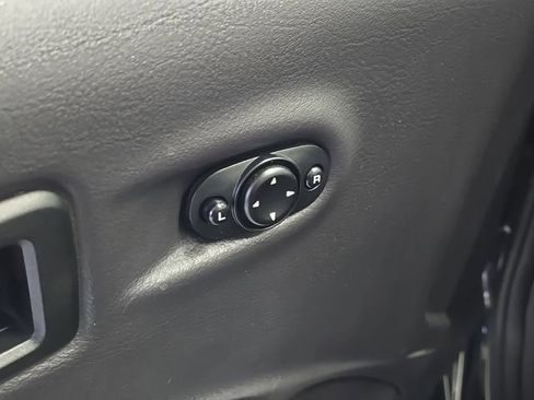 Used 2000 Plymouth Prowler image 10