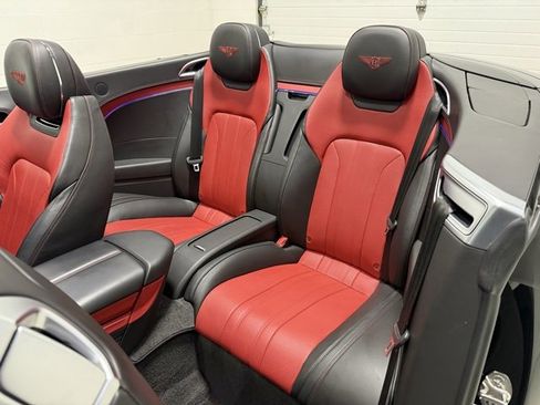 Used 2020 Bentley Continental GT image 9