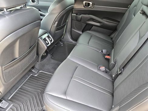 New 2026 Kia Sorento S w/ S Panoramic Sunroof Package FWD image 22