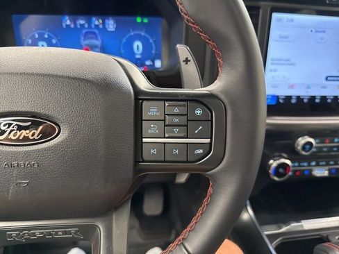 Used 2025 Ford F150 Raptor AWD/4WD image 25