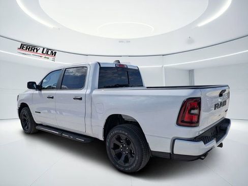 New 2026 RAM 1500 Express AWD/4WD image 5