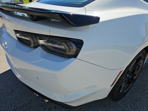 Certified 2023 Chevrolet Camaro SS image 12