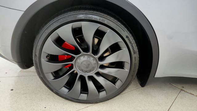 Used 2024 Tesla Model Y Performance AWD/4WD image 77