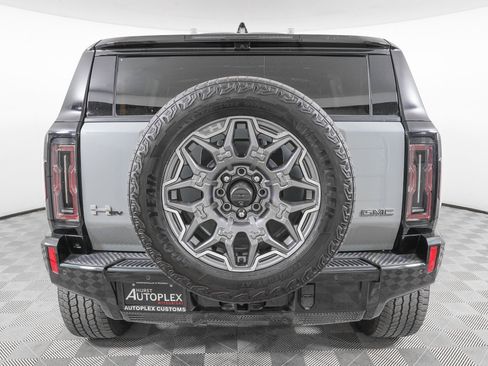 Used 2024 GMC Hummer EV 3X image 6
