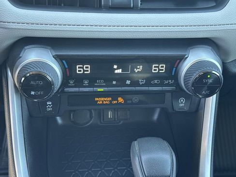 Certified 2022 Toyota RAV4 XLE image 16