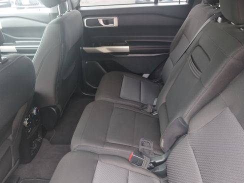 Used 2022 Ford Explorer XLT w/ Class IV Trailer Tow Package image 18