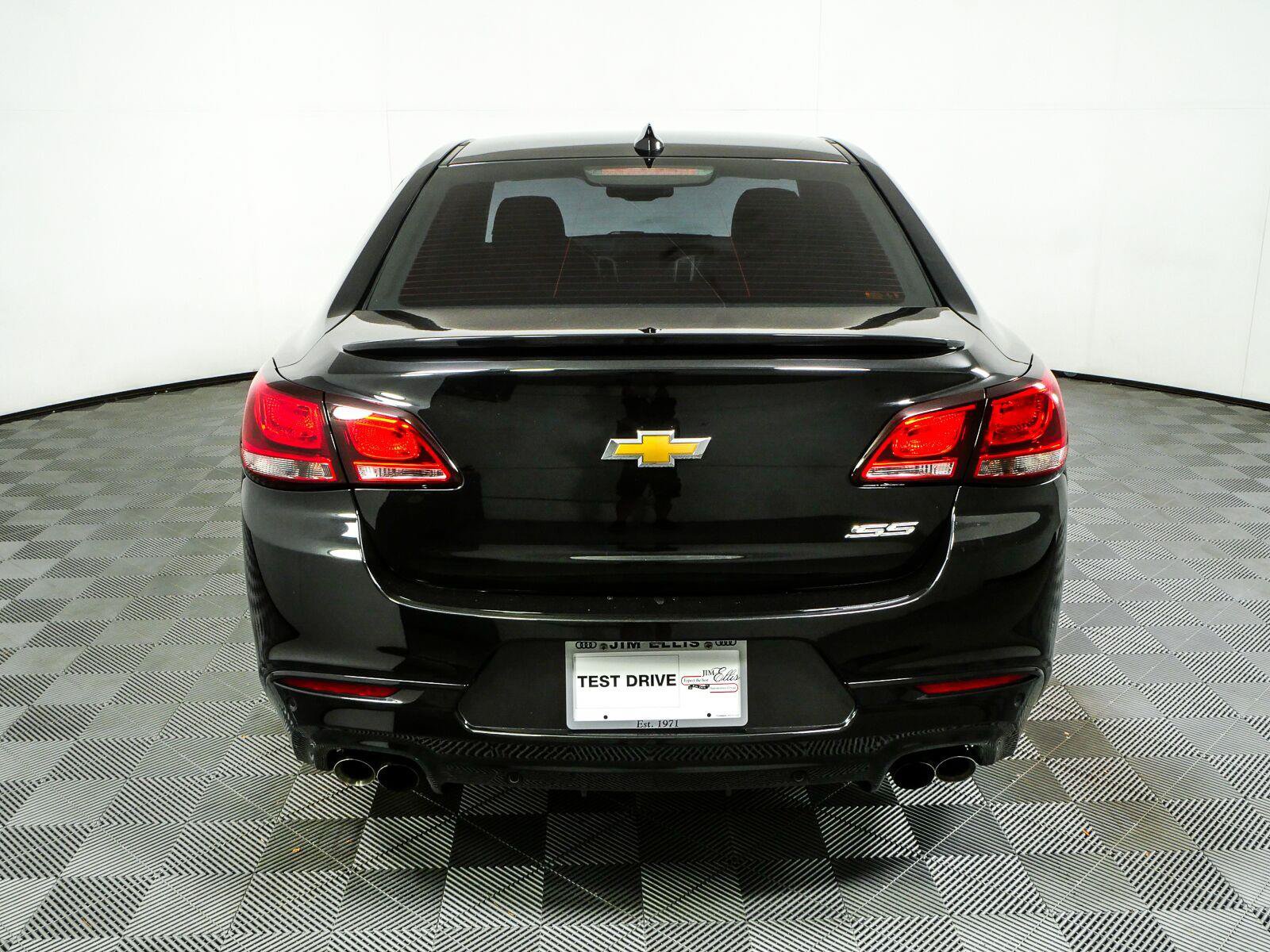 Used 2017 Chevrolet SS RWD image 29